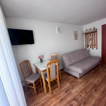 Ada & * קארוויה