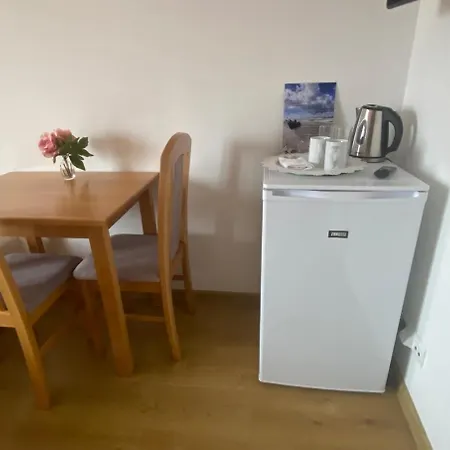 בית אירוח Ada &