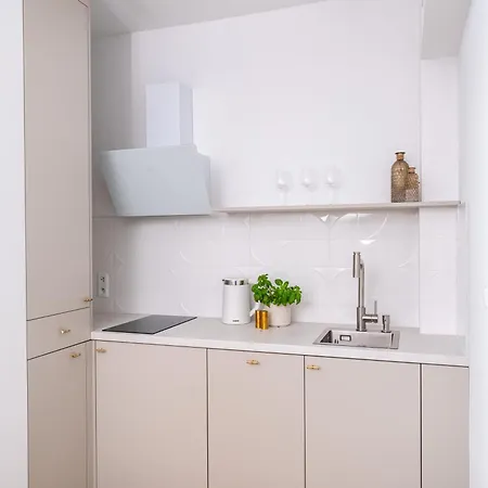 Habitación en casa particular Ada & *