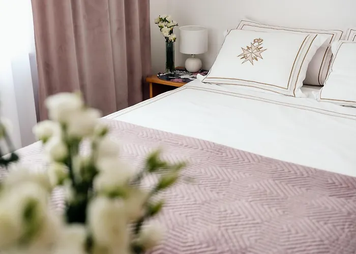 Rum i privatbostad Ada & *